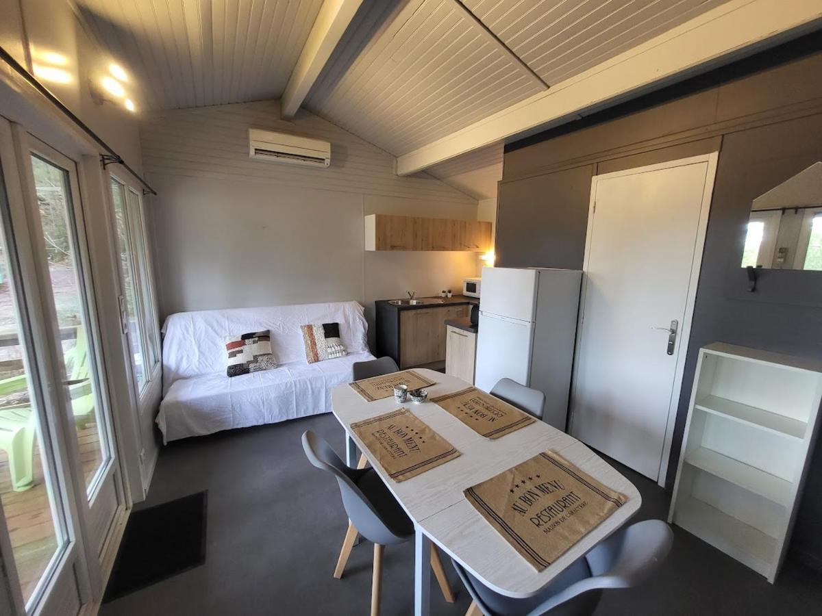 Village De Chalets Joyeuse Εξωτερικό φωτογραφία