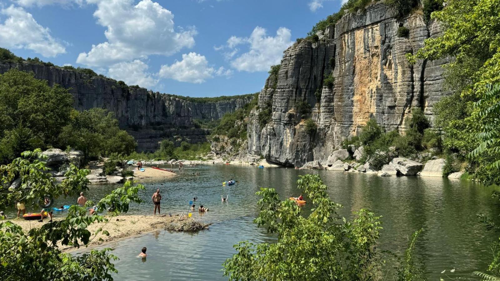 Village De Chalets Joyeuse Εξωτερικό φωτογραφία