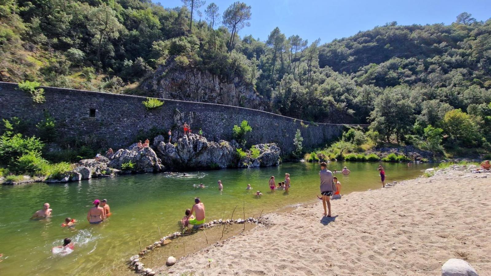 Village De Chalets Joyeuse Εξωτερικό φωτογραφία